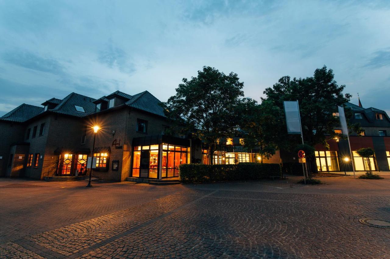 Altstadthotel Ферсмольд Экстерьер фото